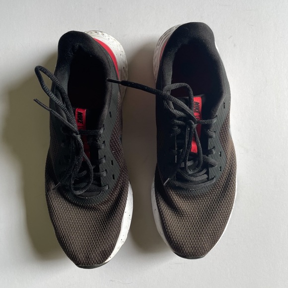 Nike Revolution 5 Running Sneakers Black Size 10 - Picture 13 of 13